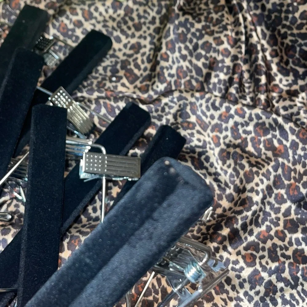 10 Crushed Velvet Black and Silver Pant Hangers